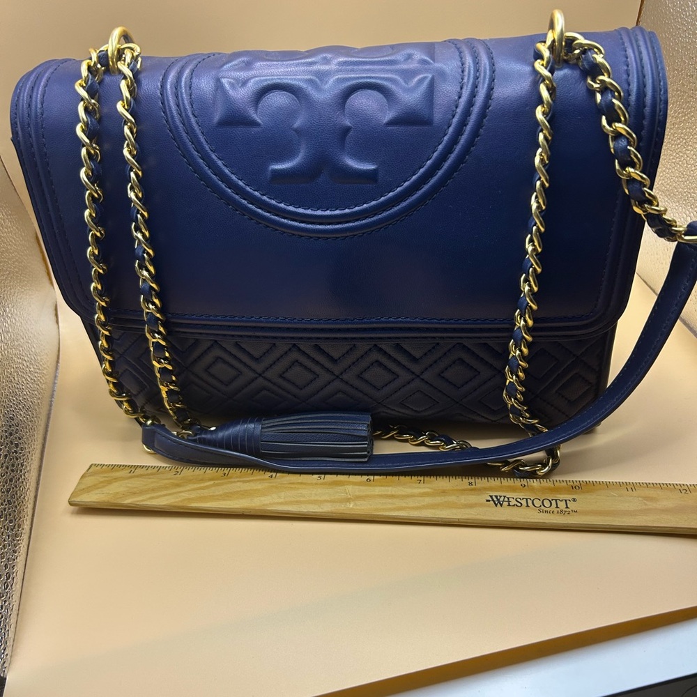 Tory Burch Blue Quilted Leather Chain Shoulder Bag | Gold Hardware | Tassel - Picture 12 of 12